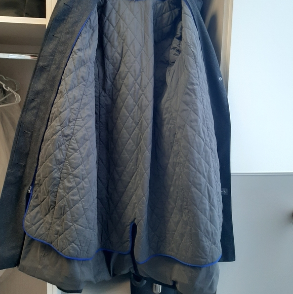 Coat - Picture 2 of 6